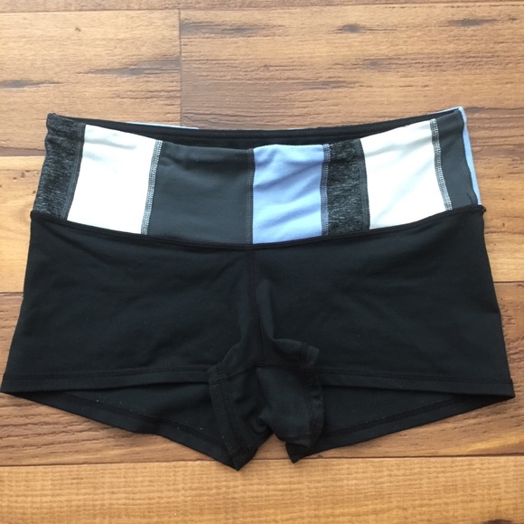 lululemon athletica Pants - Lululemon Shorts Size 6 workout gym black